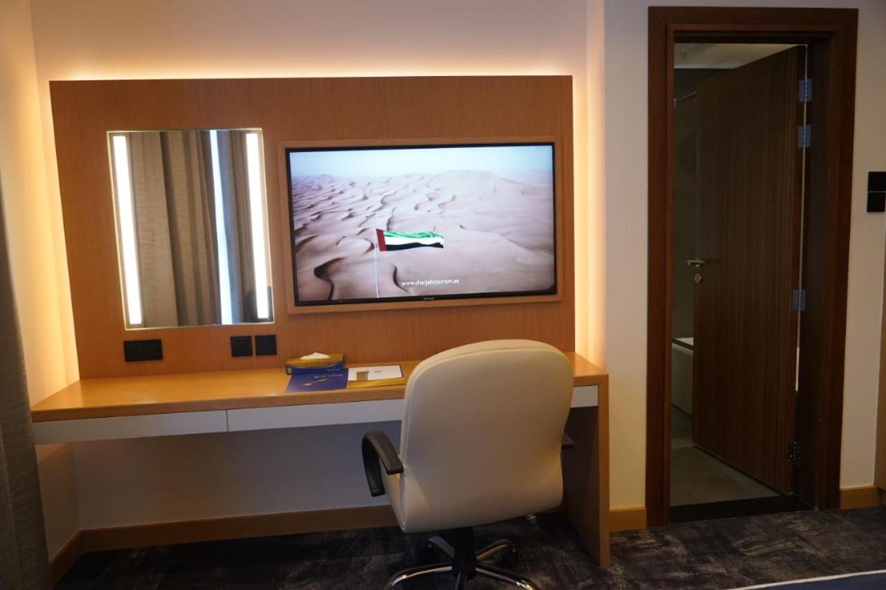 Al Hayat Hotel Sardzsa Kültér fotó